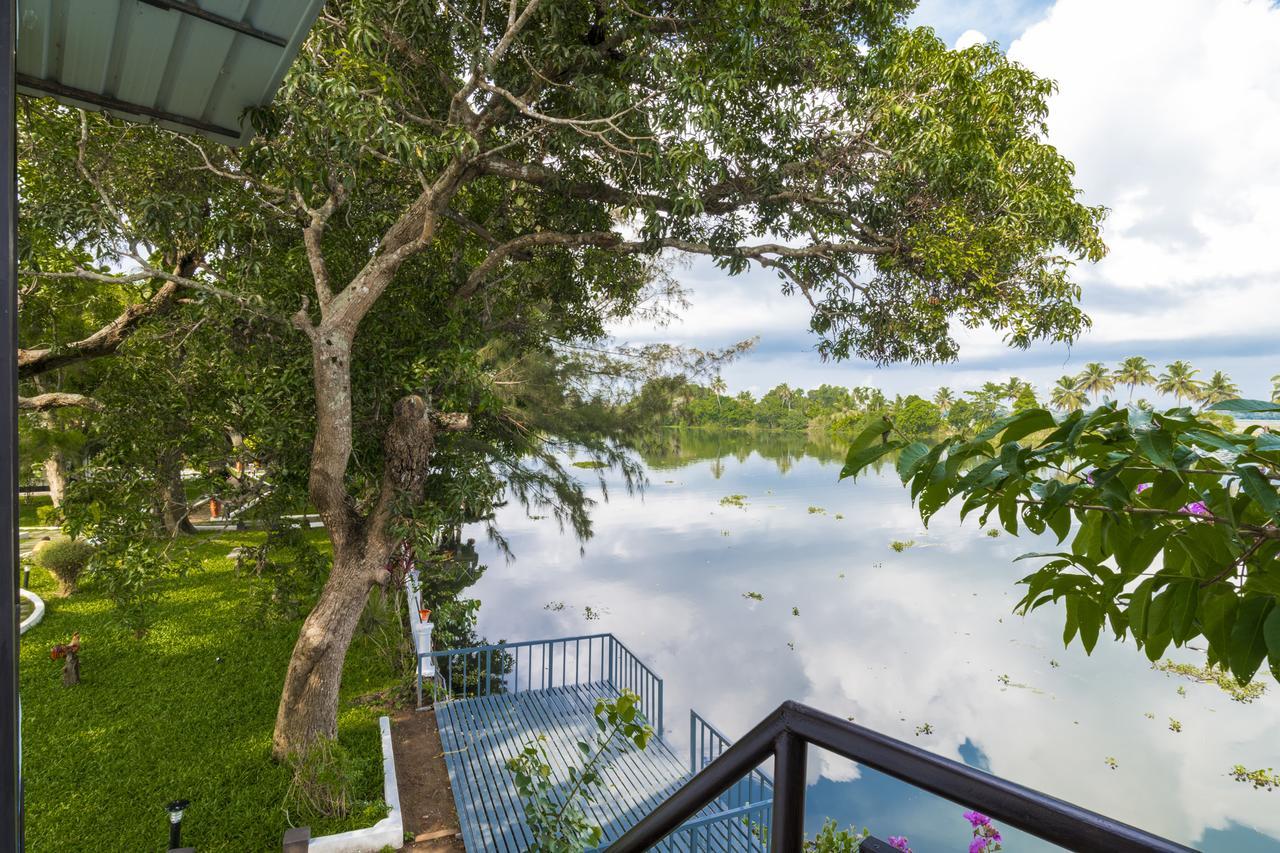 Warmth Lake Haven アーラップーザ県 エクステリア 写真