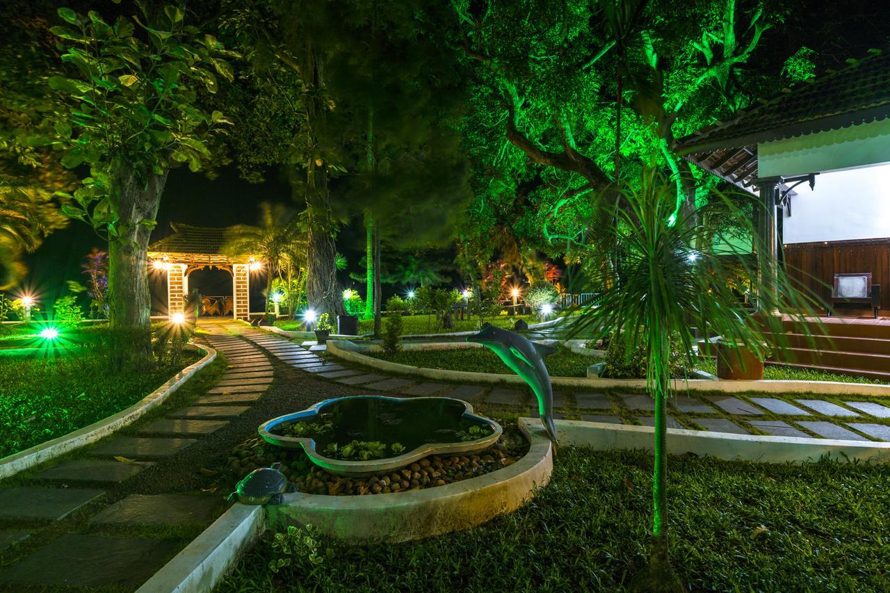 Warmth Lake Haven アーラップーザ県 エクステリア 写真